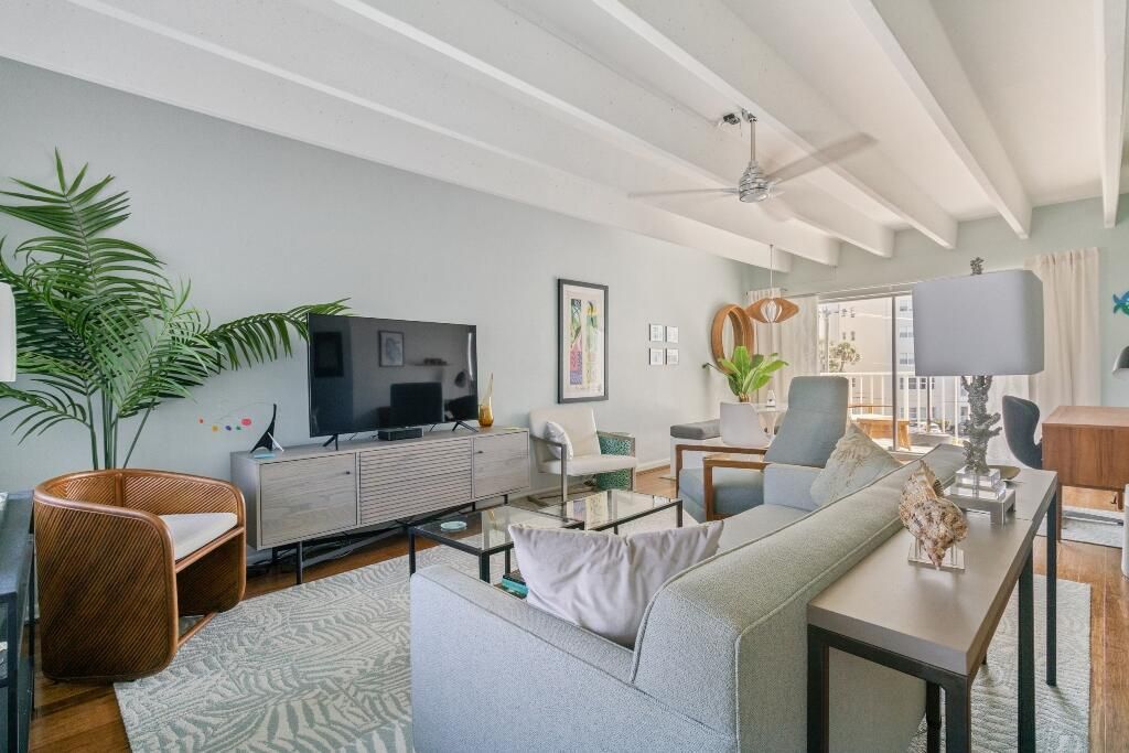 Activo con contrato: $199,000 (1 camas, 1 baños, 850 Pies cuadrados)