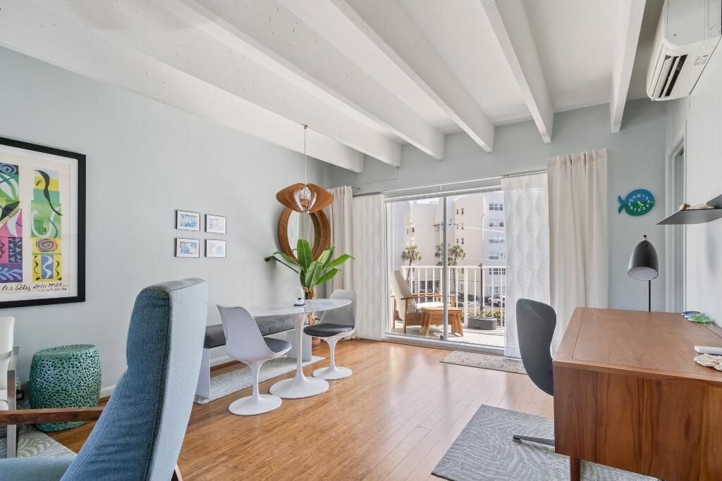 Activo con contrato: $199,000 (1 camas, 1 baños, 850 Pies cuadrados)