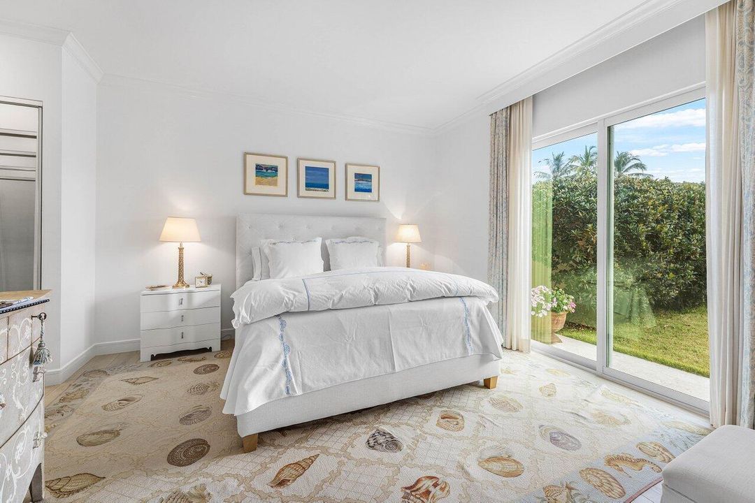 待售: $1,075,000 (3 贝兹, 2 浴室, 2001 平方英尺)