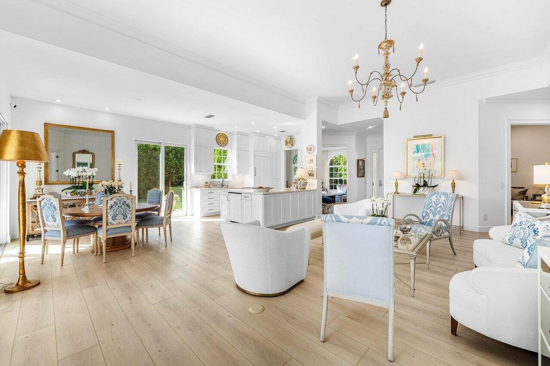 待售: $1,075,000 (3 贝兹, 2 浴室, 2001 平方英尺)