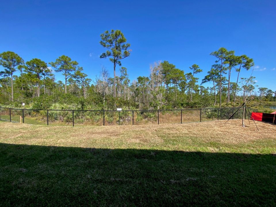 合同活跃: $619,000 (3 贝兹, 2 浴室, 1641 平方英尺)