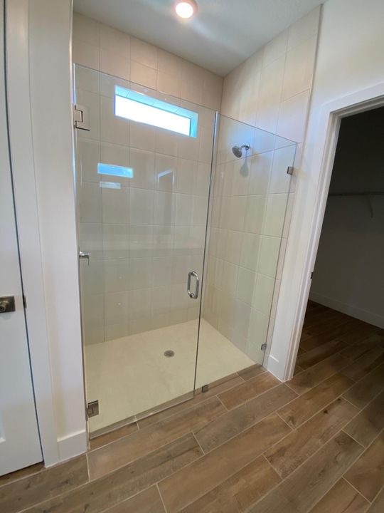 合同活跃: $619,000 (3 贝兹, 2 浴室, 1641 平方英尺)