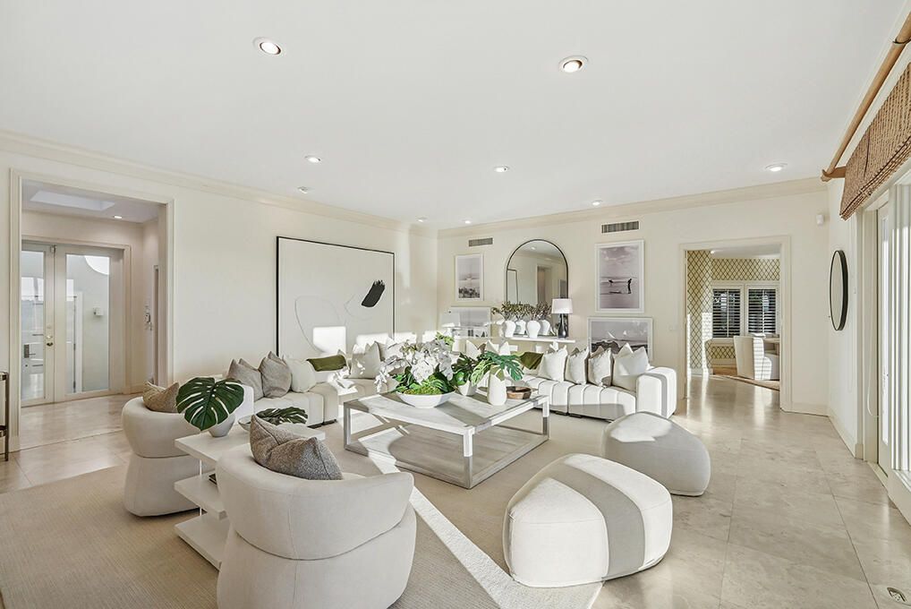 For Sale: $34,900,000 (6 beds, 7 baths, 4675 Square Feet)