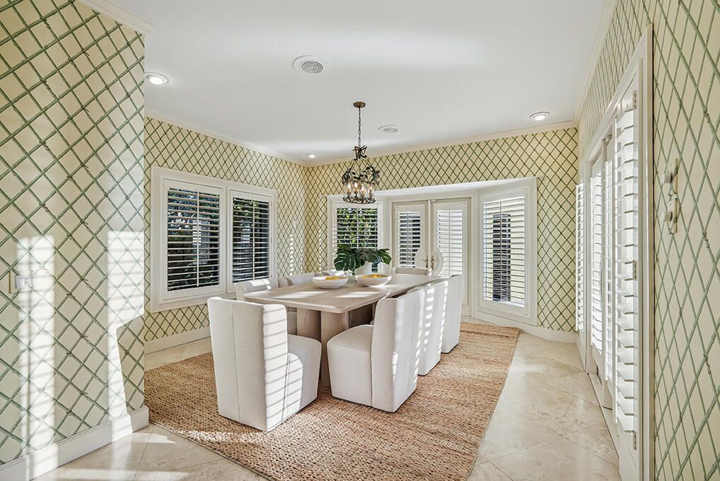 For Sale: $34,900,000 (6 beds, 7 baths, 4675 Square Feet)