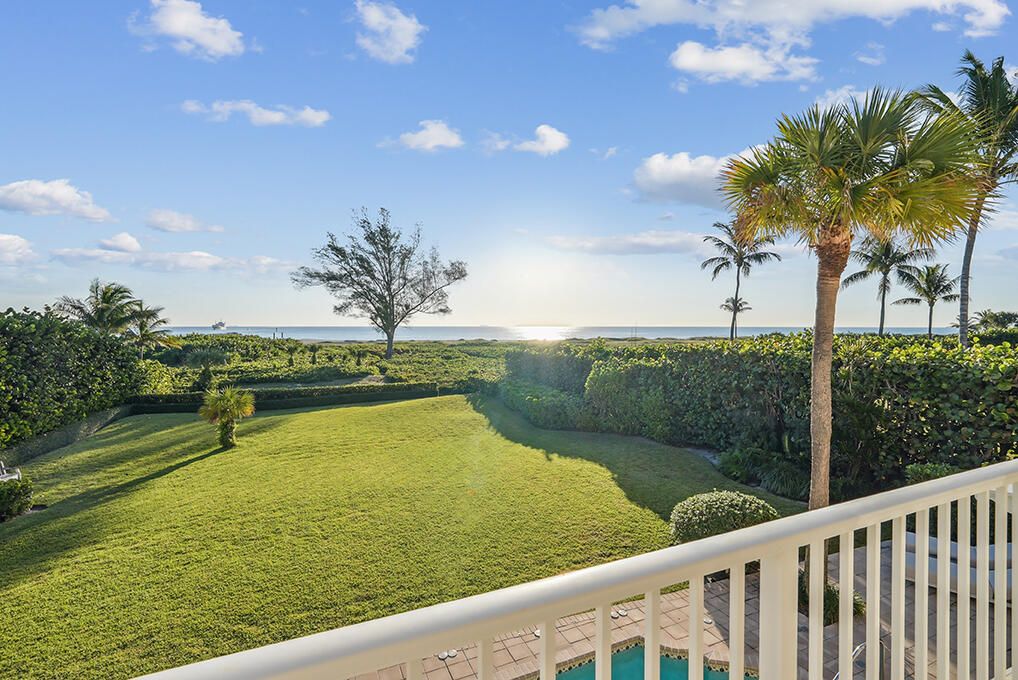 For Sale: $34,900,000 (6 beds, 7 baths, 4675 Square Feet)