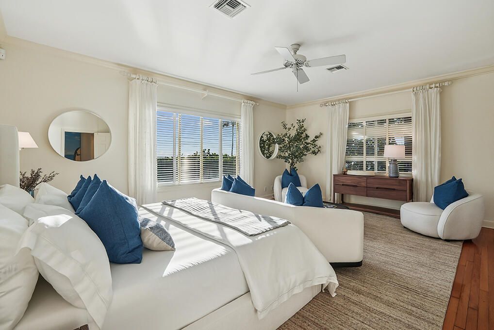 For Sale: $34,900,000 (6 beds, 7 baths, 4675 Square Feet)