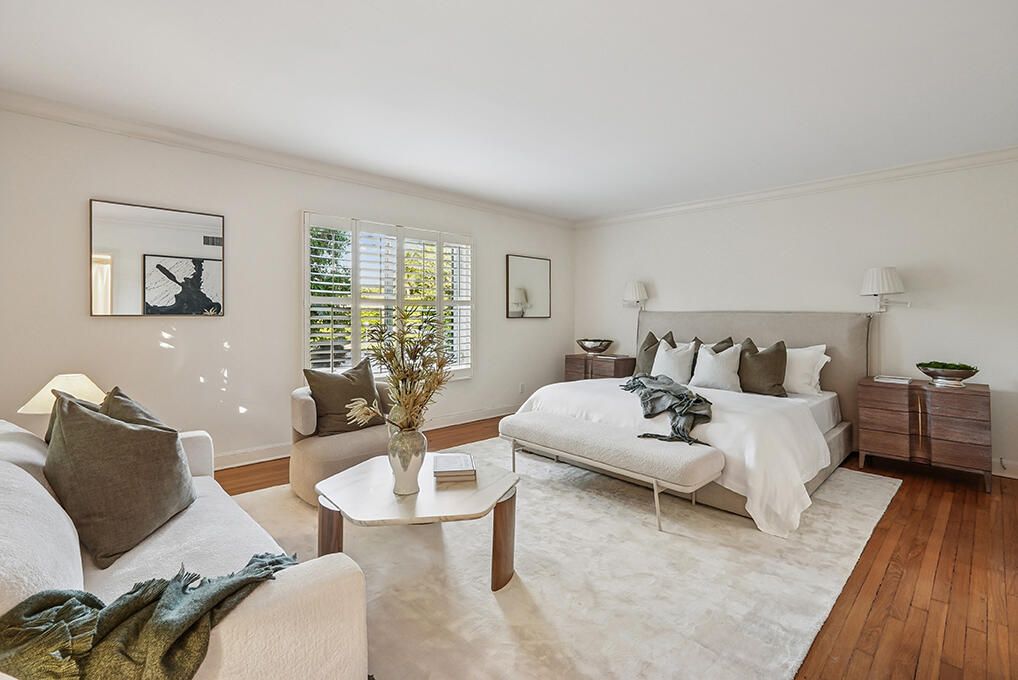 For Sale: $34,900,000 (6 beds, 7 baths, 4675 Square Feet)