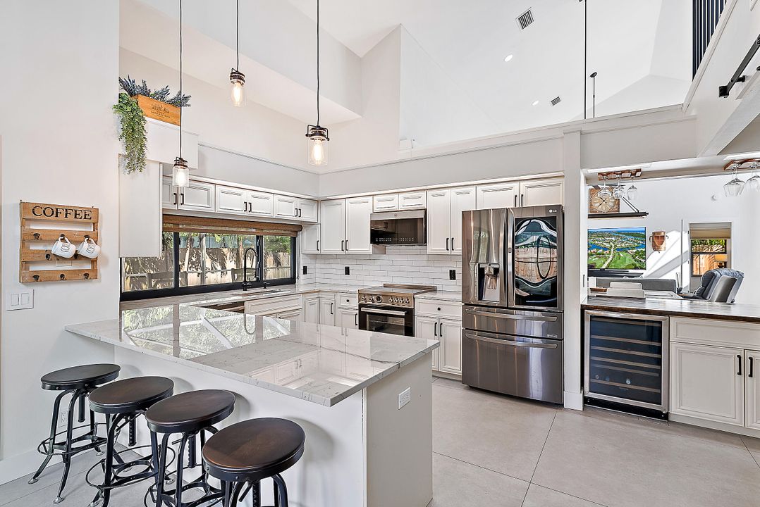 For Sale: $1,200,000 (3 beds, 2 baths, 2207 Square Feet)