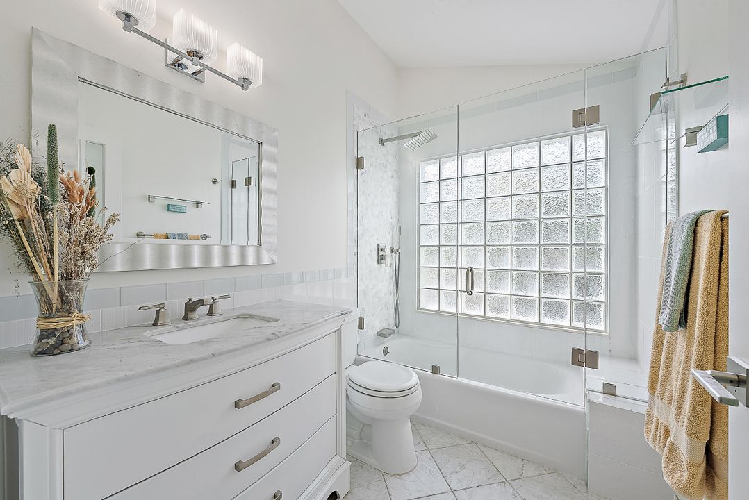 For Sale: $1,200,000 (3 beds, 2 baths, 2207 Square Feet)