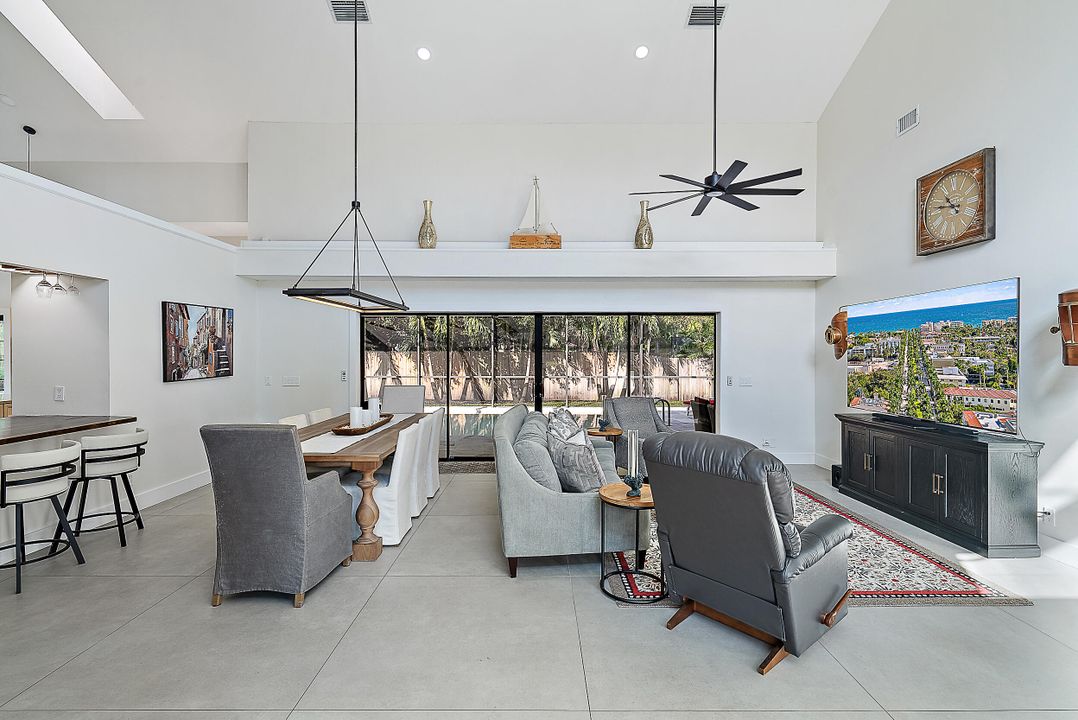 For Sale: $1,200,000 (3 beds, 2 baths, 2207 Square Feet)