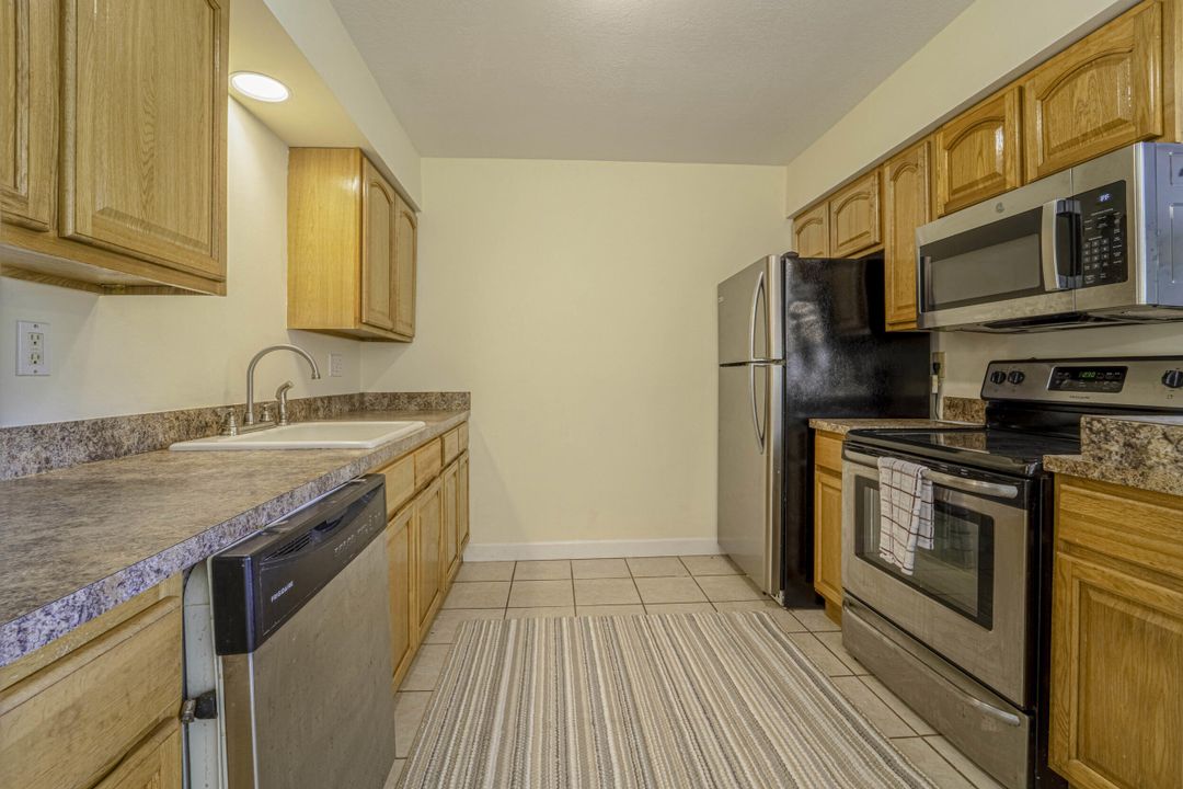 На продажу: $142,000 (1 спален, 1 ванн, 760 Квадратных фут)