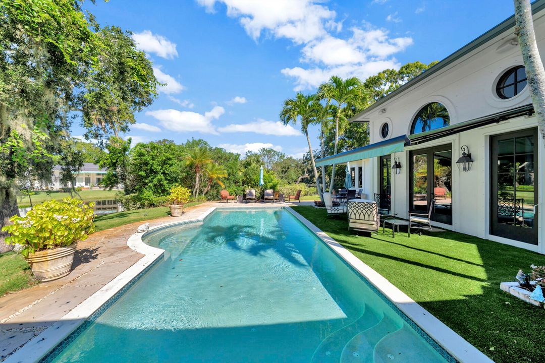 For Sale: $2,200,000 (4 beds, 4 baths, 3868 Square Feet)