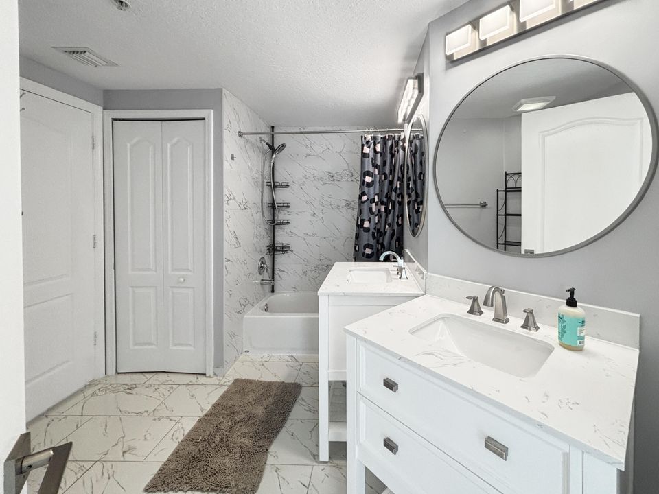 合同活跃: $1,980 (1 贝兹, 1 浴室, 815 平方英尺)