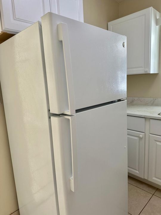 出租: $1,800 (3 贝兹, 1 浴室, 1777 平方英尺)