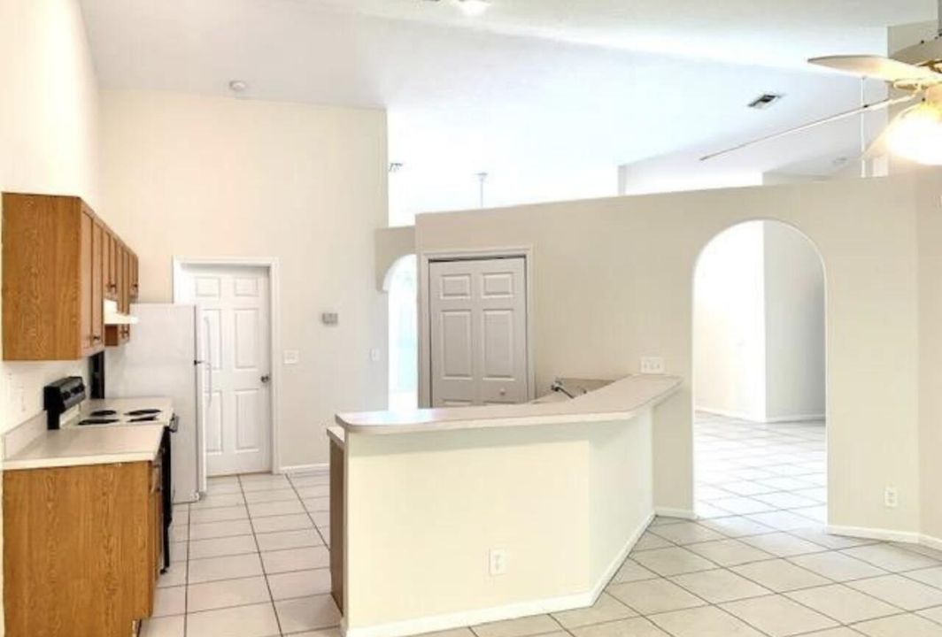 En Renta: $3,700 (3 camas, 2 baños, 1640 Pies cuadrados)