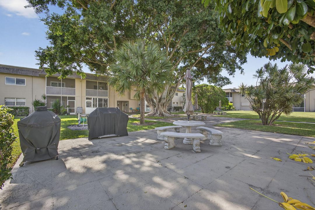 На продажу: $159,900 (1 спален, 1 ванн, 837 Квадратных фут)