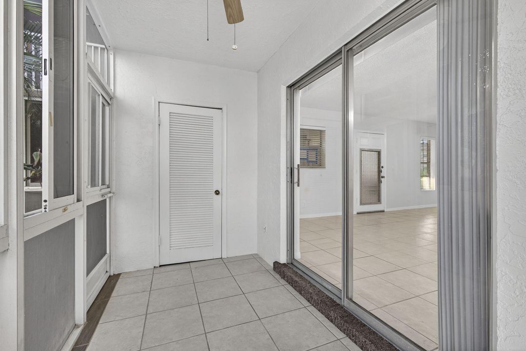 На продажу: $159,900 (1 спален, 1 ванн, 837 Квадратных фут)