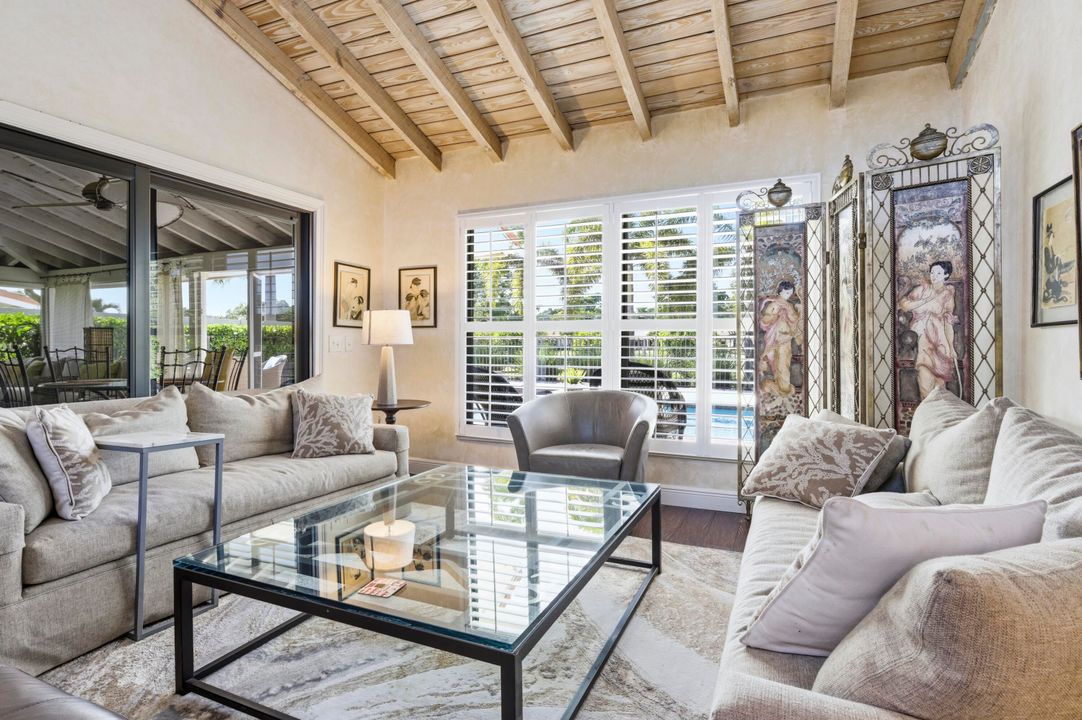 For Sale: $875,000 (3 beds, 2 baths, 2165 Square Feet)