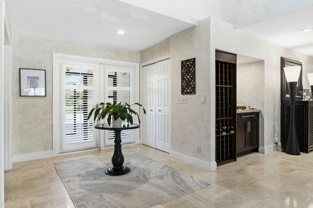 For Sale: $875,000 (3 beds, 2 baths, 2165 Square Feet)