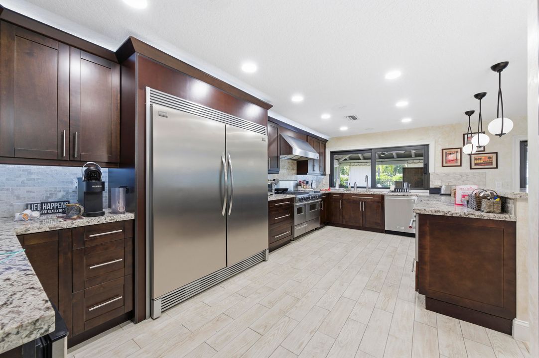 For Sale: $875,000 (3 beds, 2 baths, 2165 Square Feet)