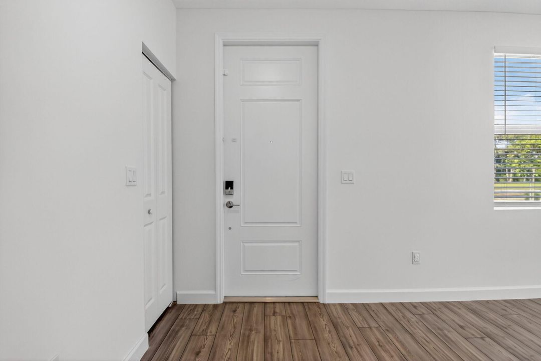 For Rent: $3,100 (3 beds, 2 baths, 1796 Square Feet)