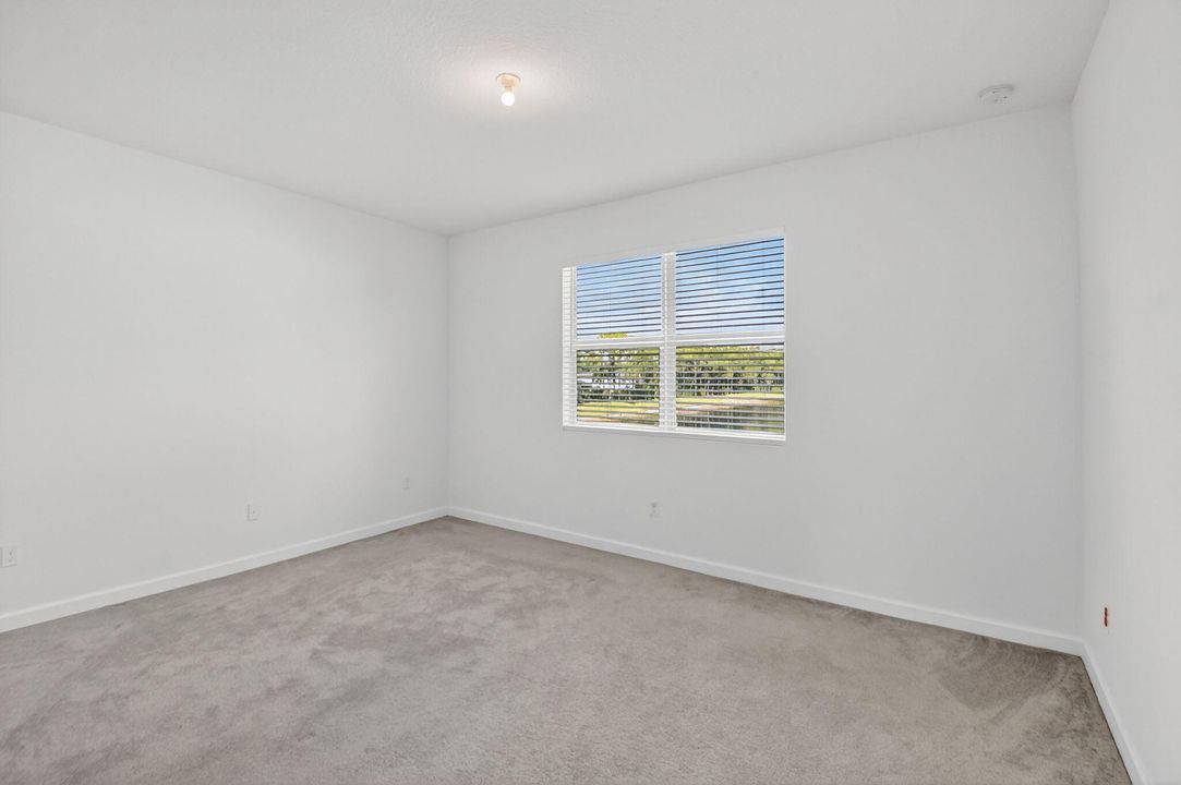 For Rent: $3,100 (3 beds, 2 baths, 1796 Square Feet)