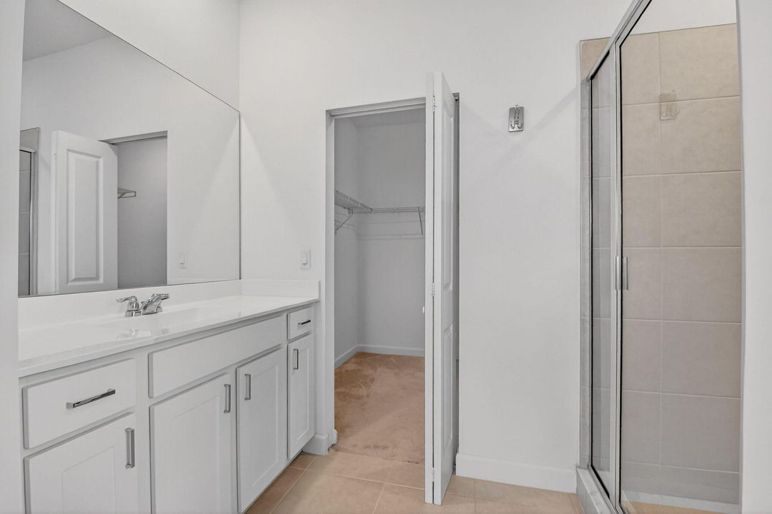 For Rent: $3,100 (3 beds, 2 baths, 1796 Square Feet)