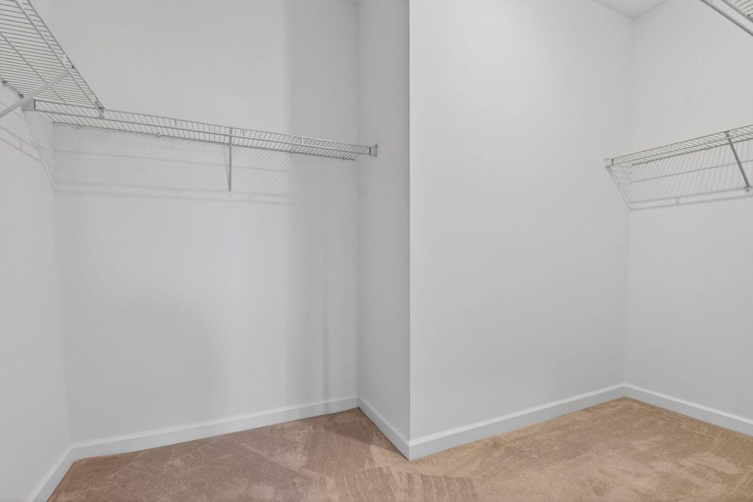 En Venta: $499,000 (3 camas, 2 baños, 1796 Pies cuadrados)