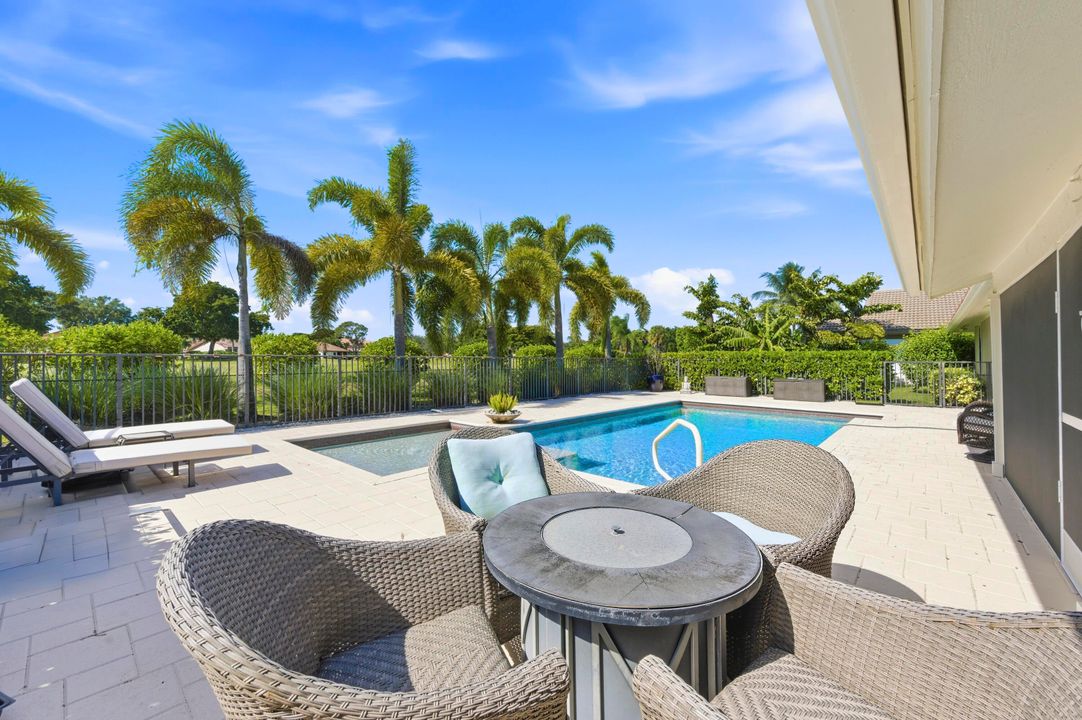 For Sale: $875,000 (3 beds, 2 baths, 2165 Square Feet)