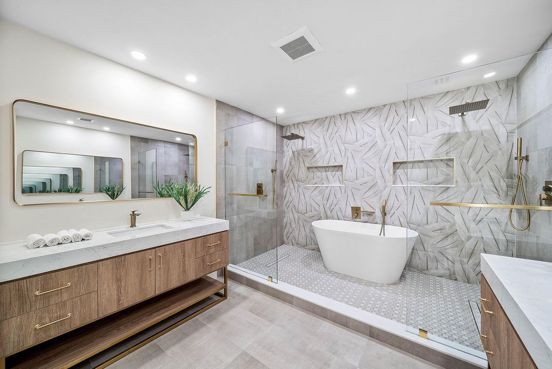 For Sale: $2,750,000 (5 beds, 4 baths, 2800 Square Feet)