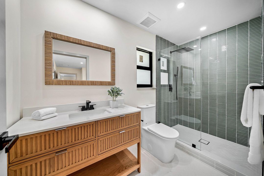 For Sale: $2,750,000 (5 beds, 4 baths, 2800 Square Feet)