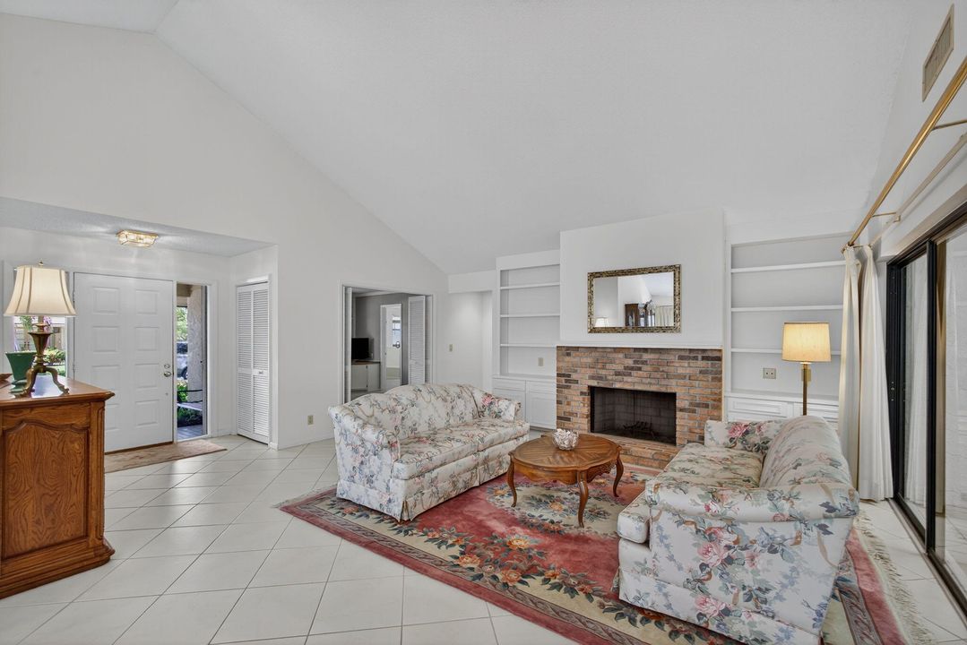 For Rent: $7,000 (3 beds, 2 baths, 1930 Square Feet)