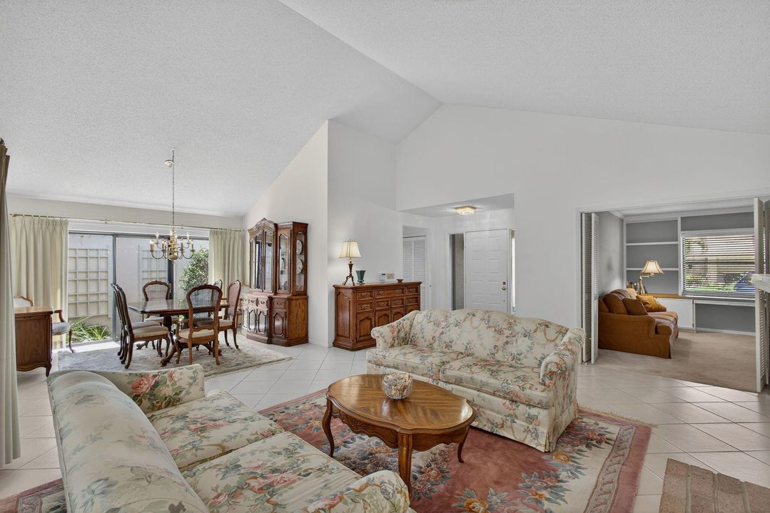 For Rent: $7,000 (3 beds, 2 baths, 1930 Square Feet)