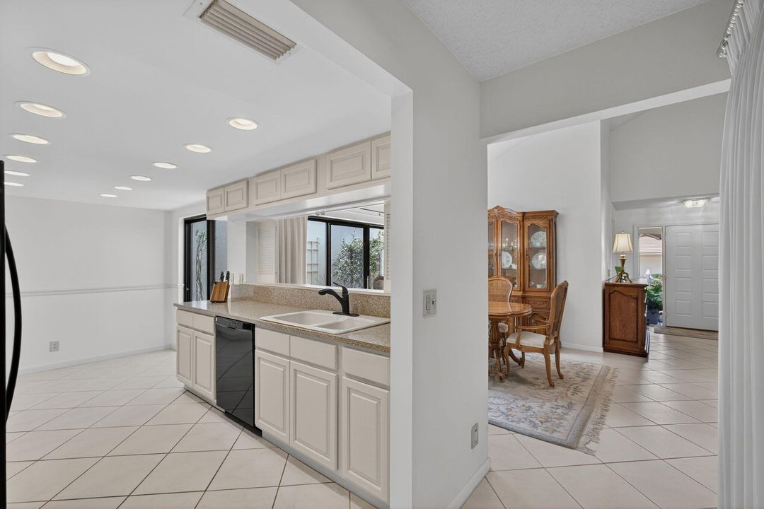 For Rent: $7,000 (3 beds, 2 baths, 1930 Square Feet)