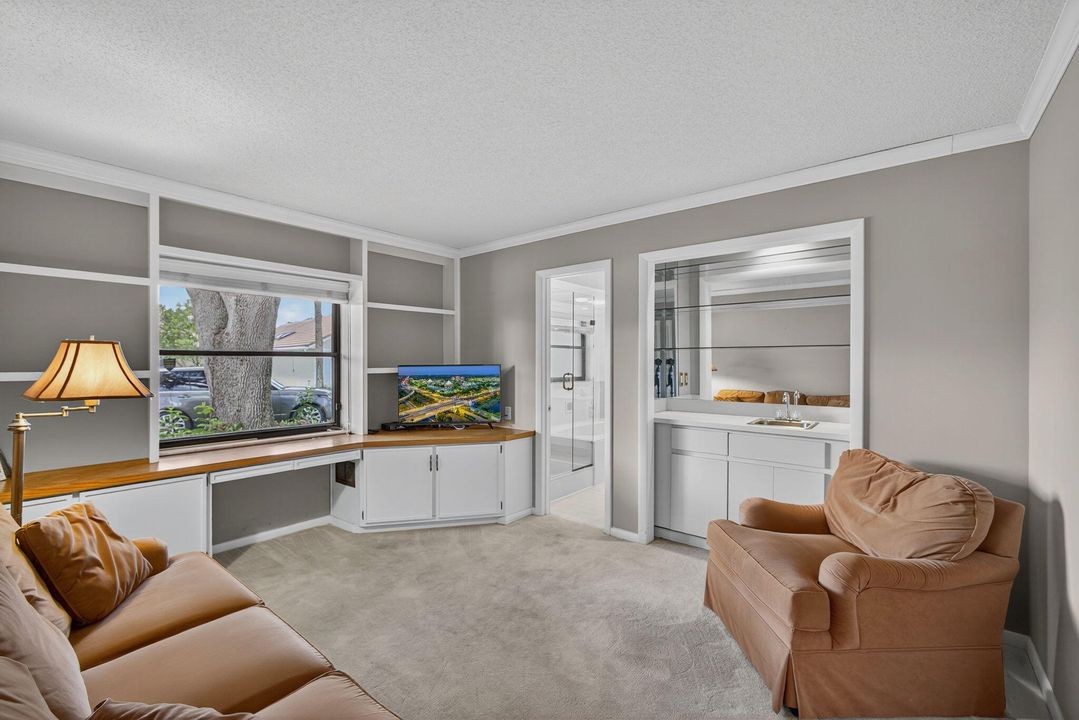 For Rent: $7,000 (3 beds, 2 baths, 1930 Square Feet)