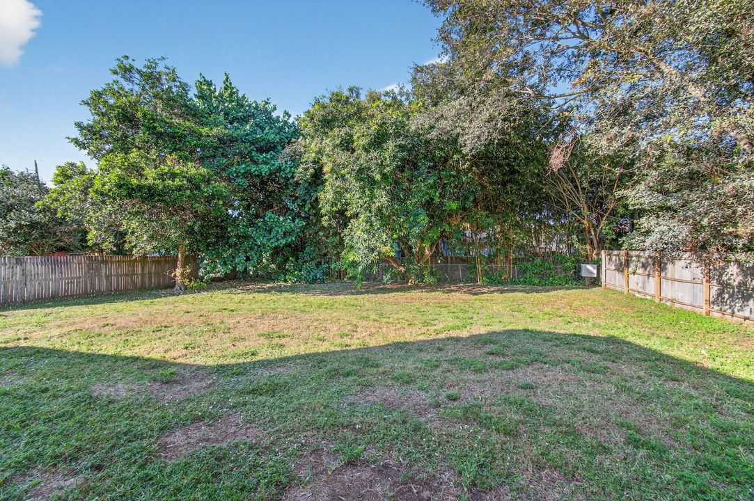 Activo con contrato: $480,000 (4 camas, 2 baños, 1160 Pies cuadrados)