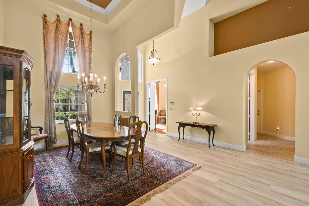 For Sale: $970,000 (5 beds, 3 baths, 3697 Square Feet)