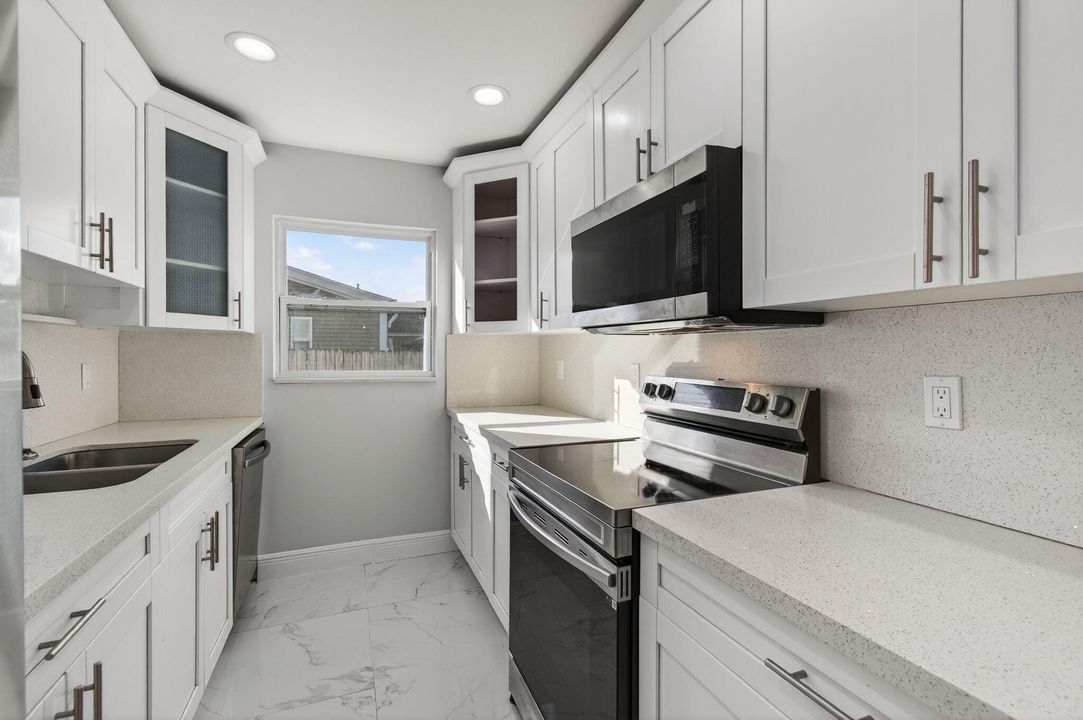 Activo con contrato: $480,000 (4 camas, 2 baños, 1160 Pies cuadrados)