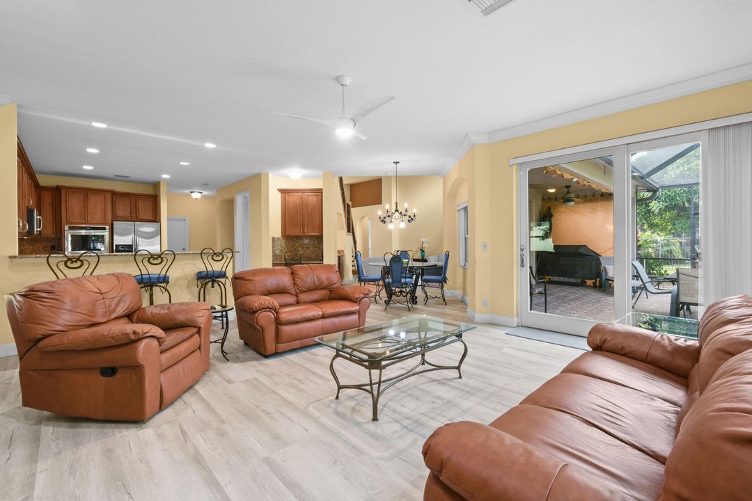 For Sale: $970,000 (5 beds, 3 baths, 3697 Square Feet)