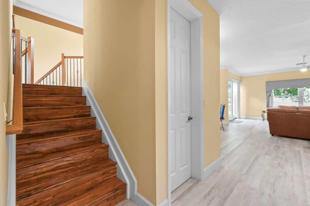 For Sale: $970,000 (5 beds, 3 baths, 3697 Square Feet)