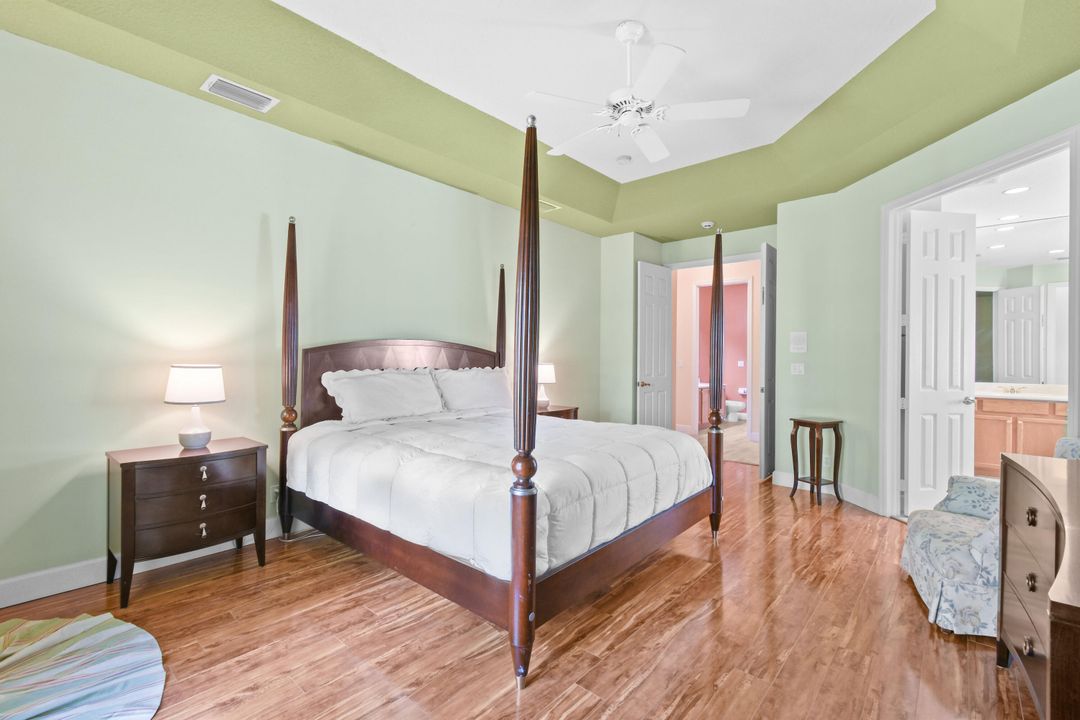 For Sale: $970,000 (5 beds, 3 baths, 3697 Square Feet)