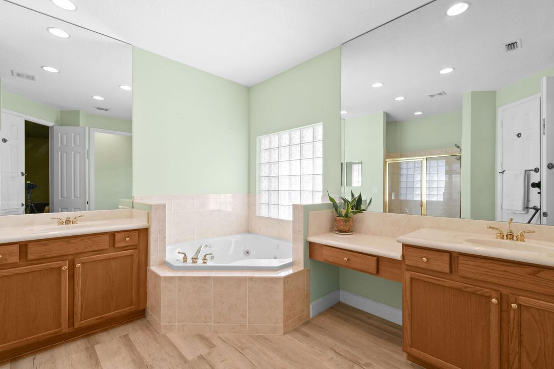 For Sale: $970,000 (5 beds, 3 baths, 3697 Square Feet)