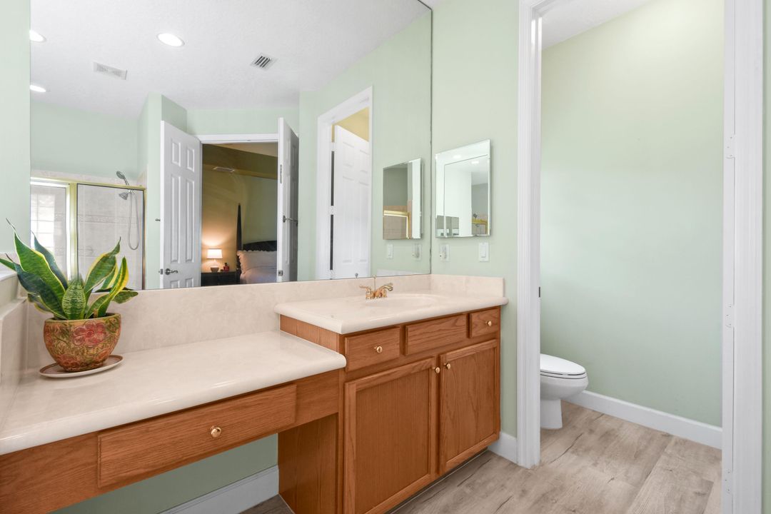 For Sale: $970,000 (5 beds, 3 baths, 3697 Square Feet)