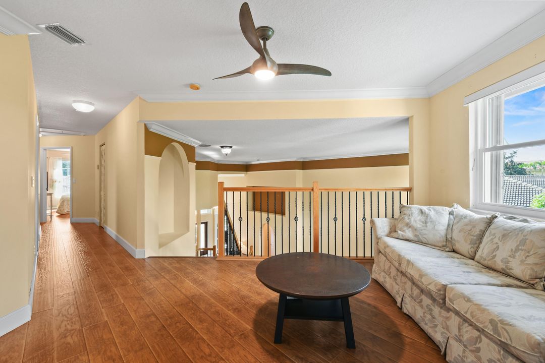 For Sale: $970,000 (5 beds, 3 baths, 3697 Square Feet)