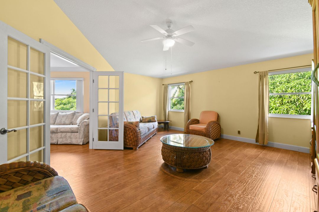 For Sale: $970,000 (5 beds, 3 baths, 3697 Square Feet)