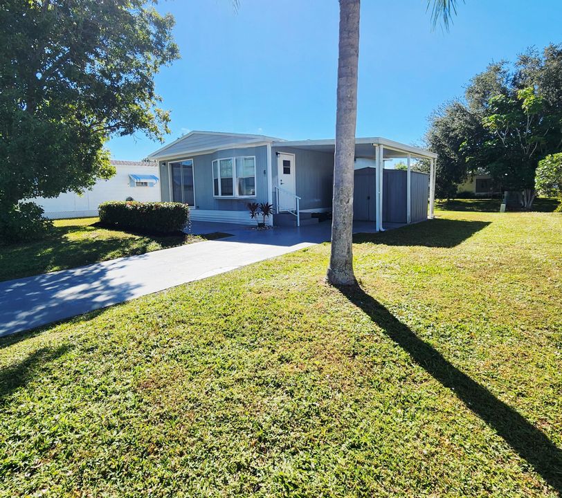 На продажу: $105,000 (2 спален, 2 ванн, 770 Квадратных фут)