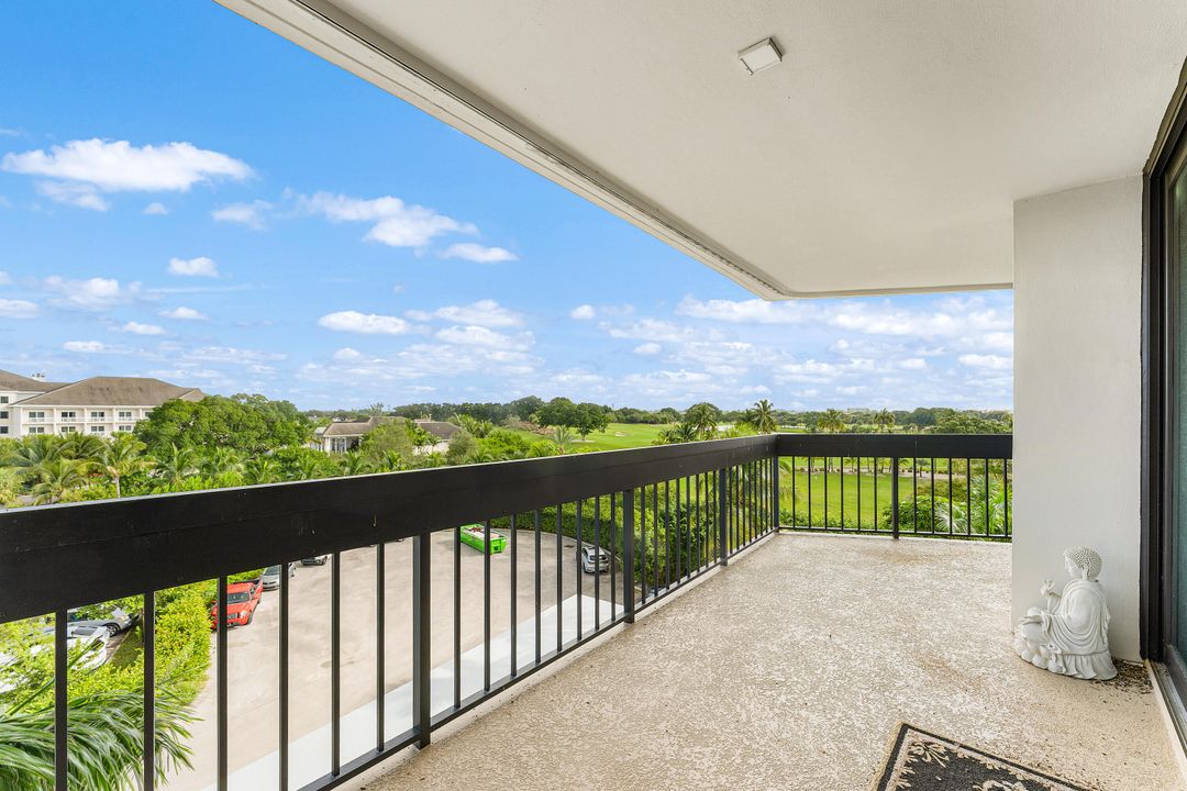 На продажу: $270,000 (2 спален, 2 ванн, 1206 Квадратных фут)