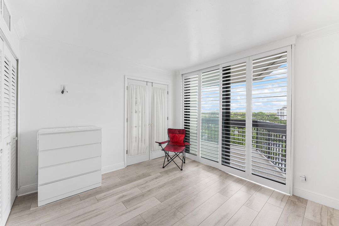 На продажу: $270,000 (2 спален, 2 ванн, 1206 Квадратных фут)