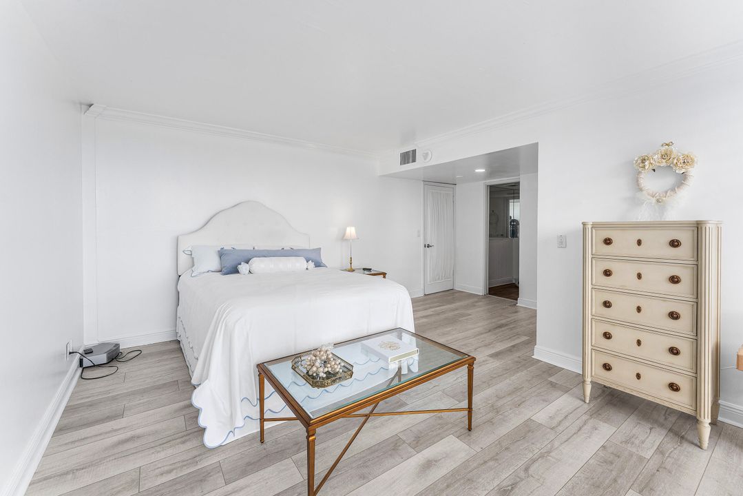 На продажу: $270,000 (2 спален, 2 ванн, 1206 Квадратных фут)