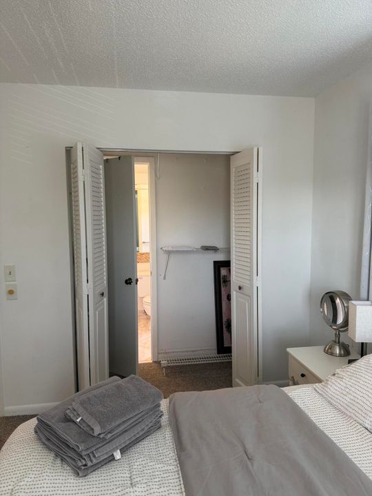 出租: $1,950 (2 贝兹, 1 浴室, 840 平方英尺)